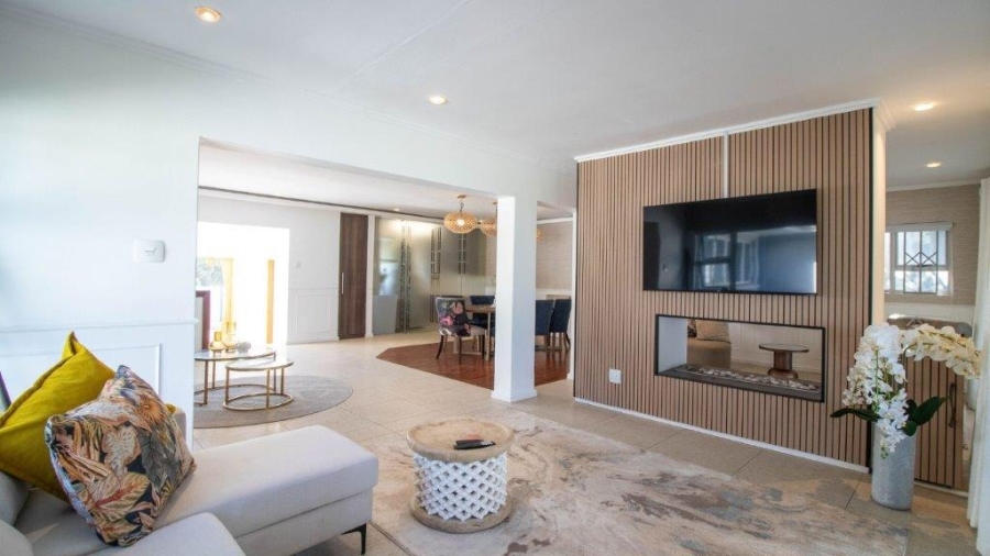 5 Bedroom Property for Sale in Gonubie Eastern Cape